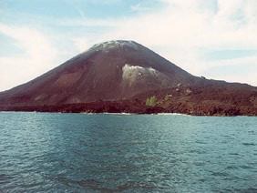 krakatau volcano